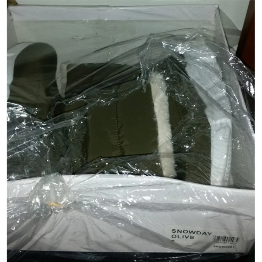 New Steve Madden Snowday Winter Boot sz 7 Olive